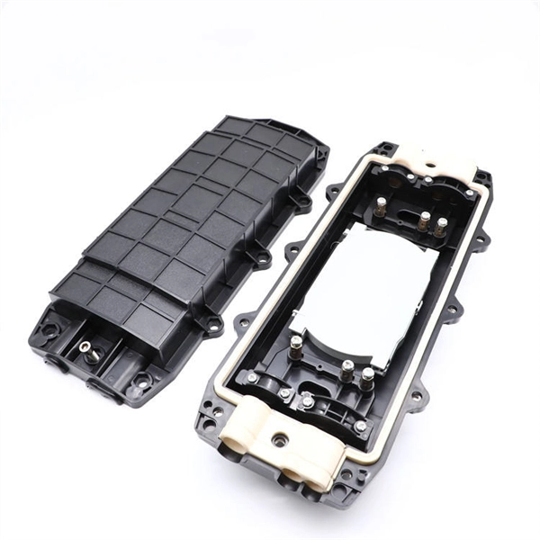 Outdoor low-voltage distribution box voltage