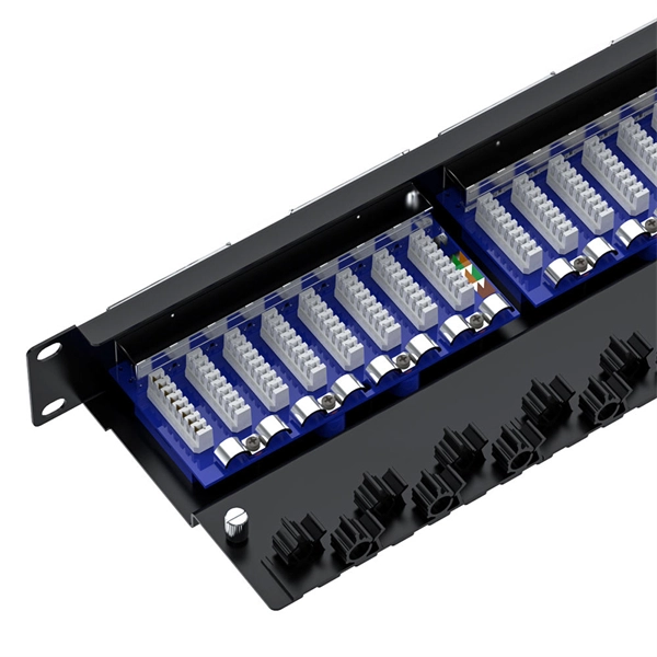 Does the 86-type fiber optic panel experience attenuation 
