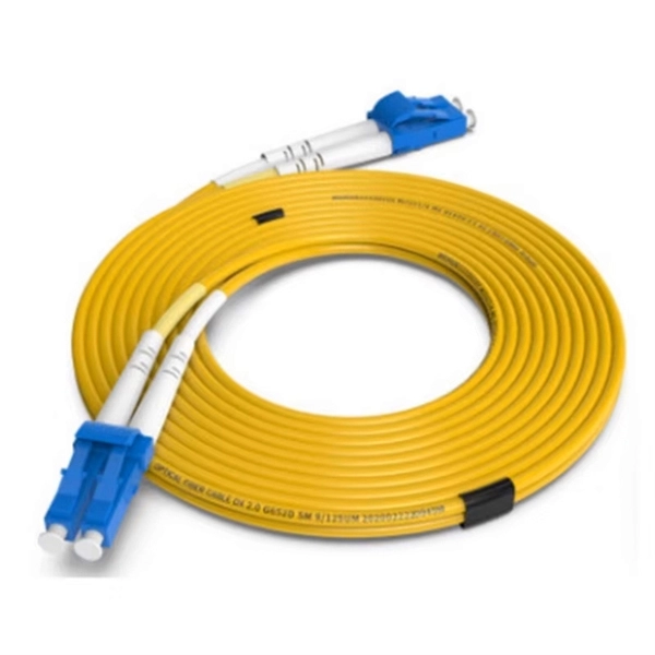 Structure of the optical cable plug