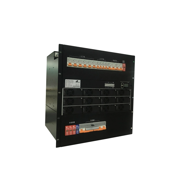 Primary and backup switches connected to aggregation