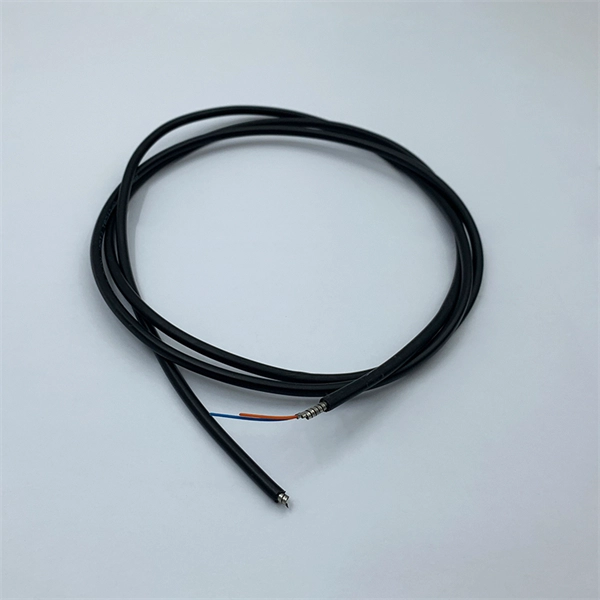 Cable tray assembly and connection