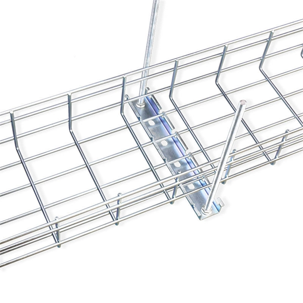 Outdoor distribution box incoming line interface