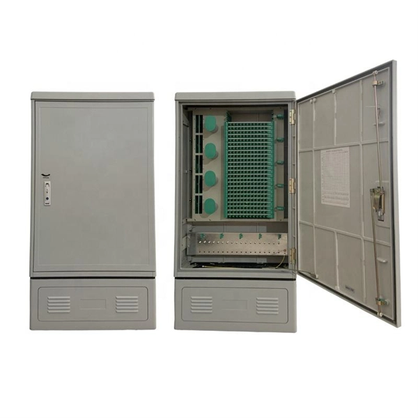 High-Temperature Operation Guidelines for Hybrid Energy Systems Used in Cloud Computing
